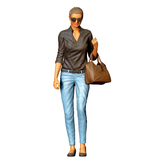 Femme avec lunettes de soleil et sac à main – personnage en jean et veste en cuir (Réf. n° 423)