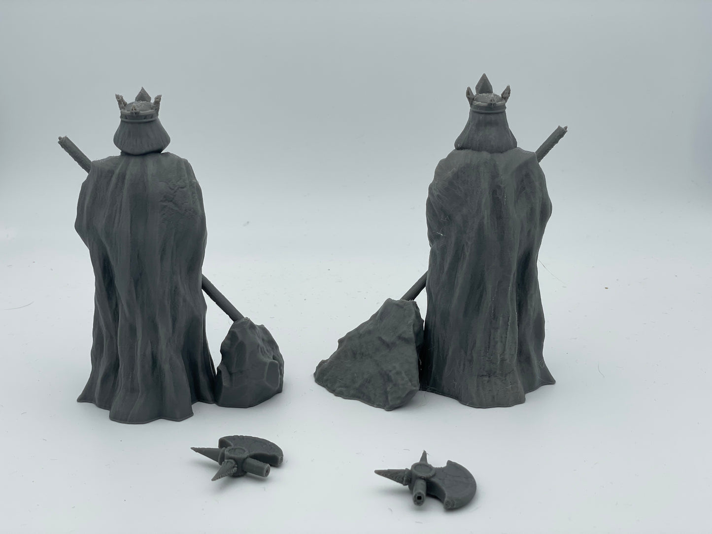 Produktfoto Tabletop 28mm The Printing Goes Ever On (TPGEO) 0: Statuen der Könige - Zeugen vergangener Königreiche - Andenken an mächtige Herrscher
