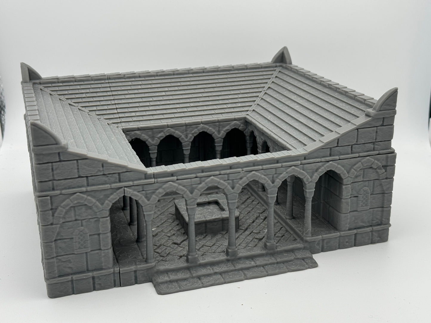 Photo du produit Tabletop 28mm The Printing Goes Ever On (TPGEO) 0: Station de soins Ivory City - Bâtiment du Royaume de Gonthan - Terrain d'hôpital Tabletop