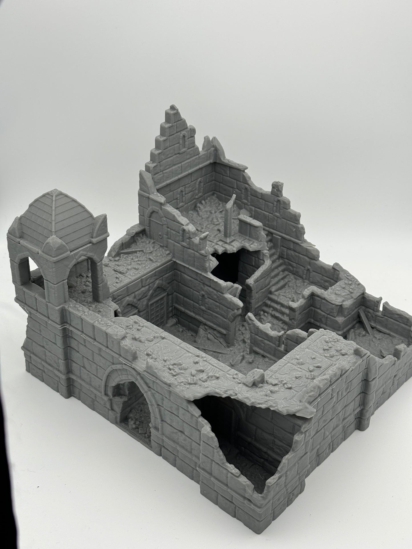 Photo du produit Tabletop 28mm The Printing Goes Ever On (TPGEO) 0 : Ruines de la caserne Ivory City - Bâtiment du royaume de Gonthan - Terrain de table Ruines de caserne