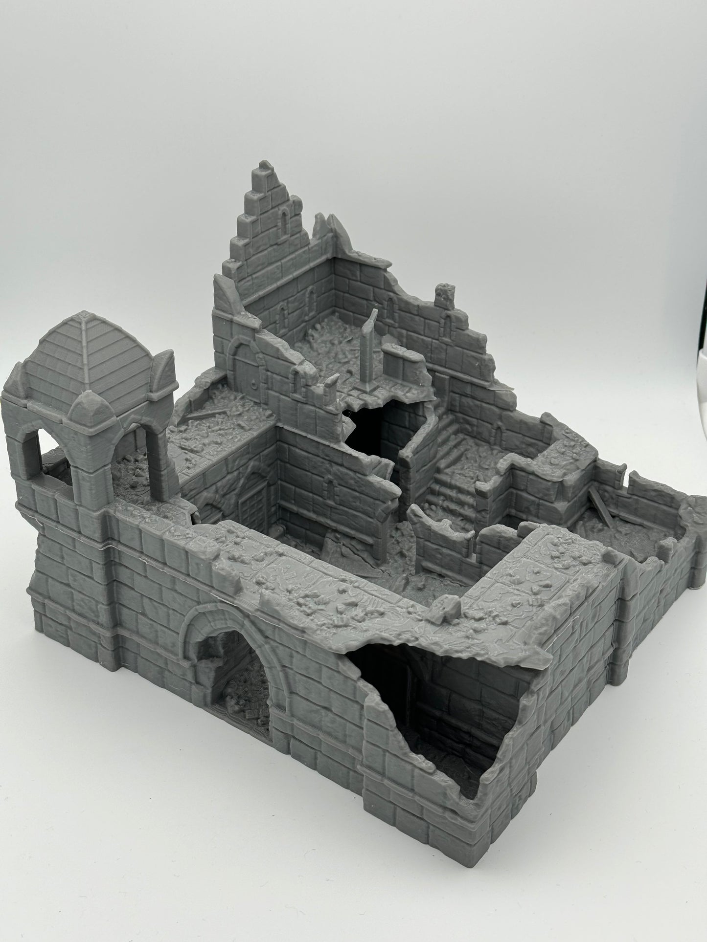 Photo du produit Tabletop 28mm The Printing Goes Ever On (TPGEO) 0 : Ruines de la caserne Ivory City - Bâtiment du royaume de Gonthan - Terrain de table Ruines de caserne