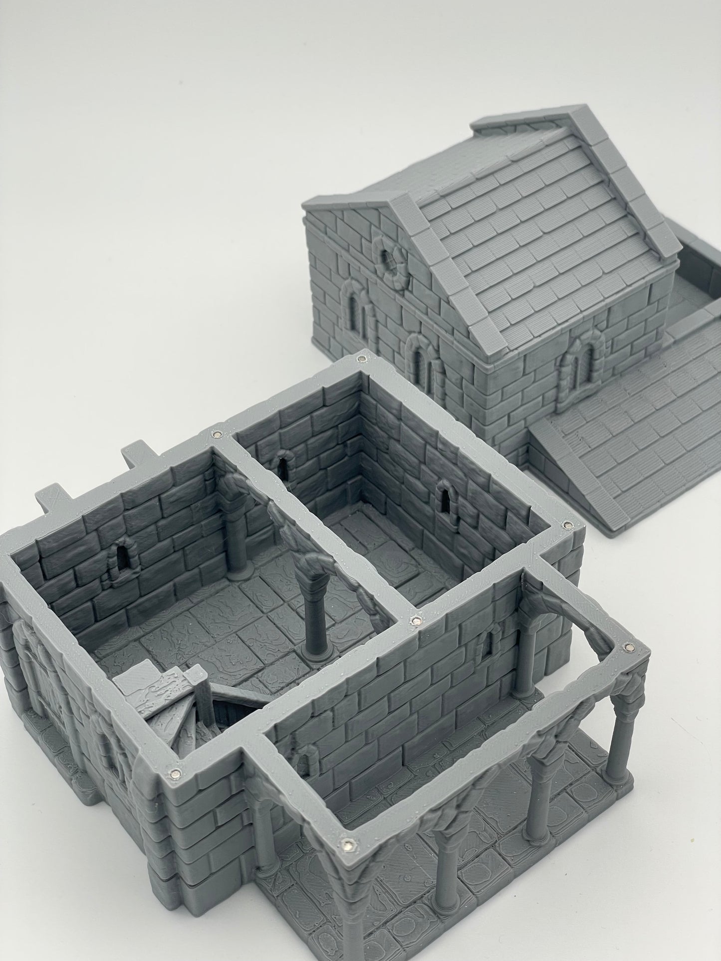 Photo du produit Tabletop 28mm The Printing Goes Ever On (TPGEO) 0 : Maison médiévale A - Bâtiment en pierre du royaume humain de Gonthan - Terrain praticable