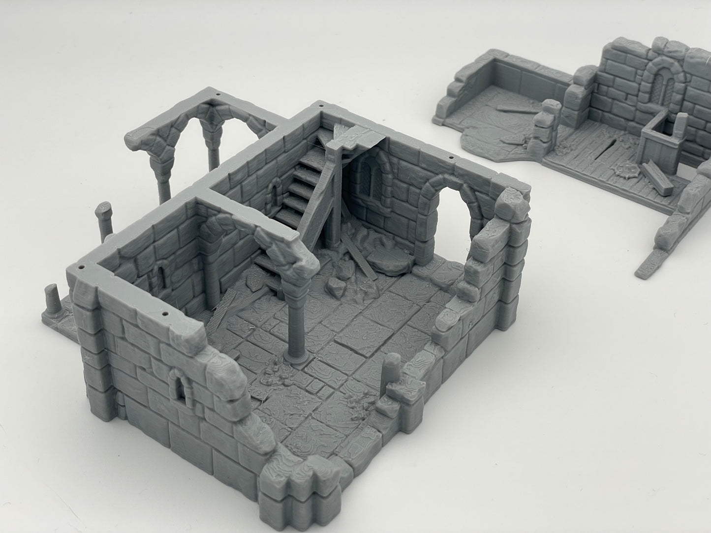 Photo de produit Tabletop 28mm The Printing Goes Ever On (TPGEO) 0 : Ruine maison médiévale A2 - Restes du bâtiment du royaume humain Gonthan