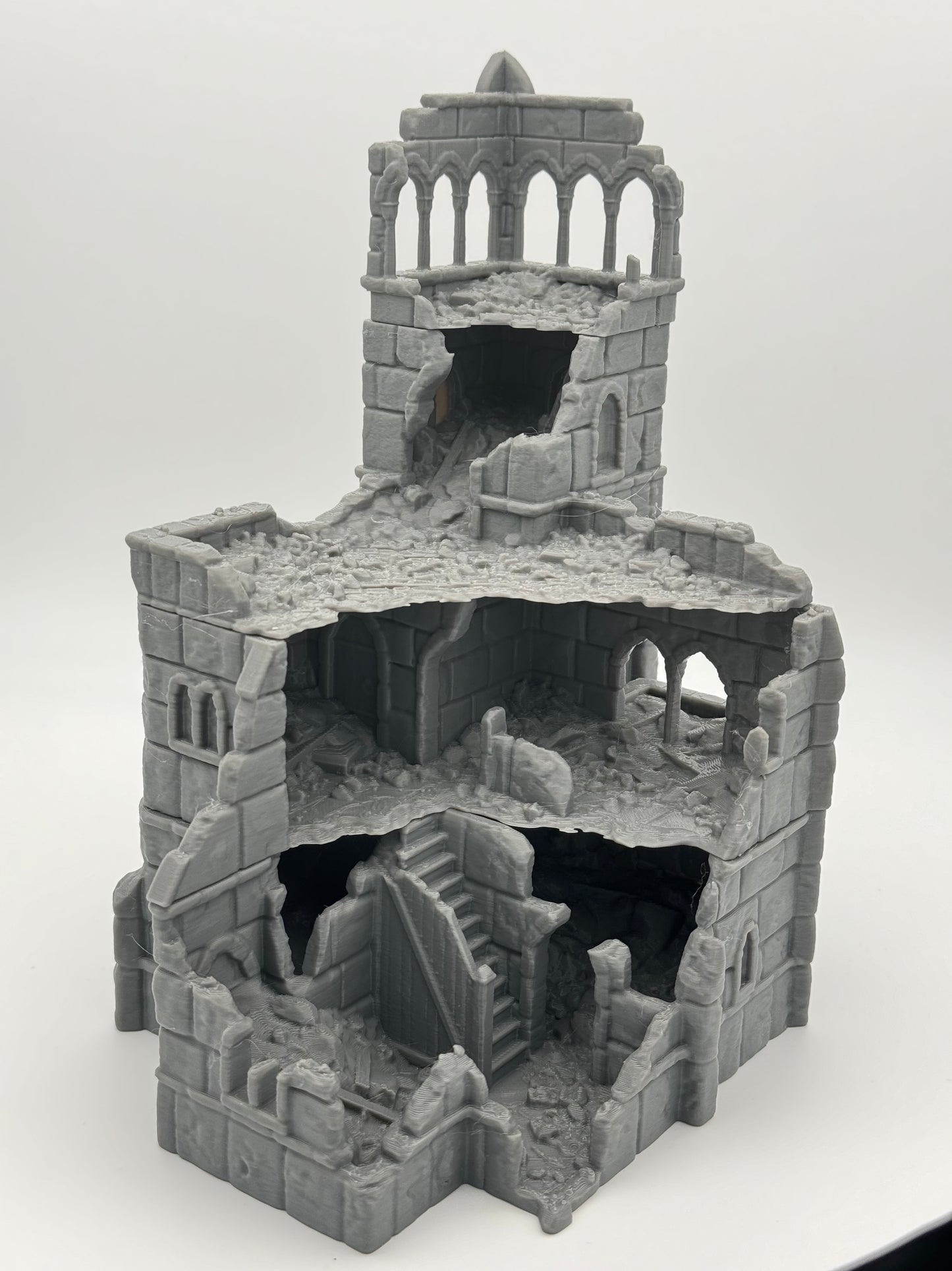Photo du produit Tabletop 28mm The Printing Goes Ever On (TPGEO) 0 : Ruines de la mairie de la ville d'ivoire - Bâtiment du royaume de Gonthan - Terrain de mairie Tabletop