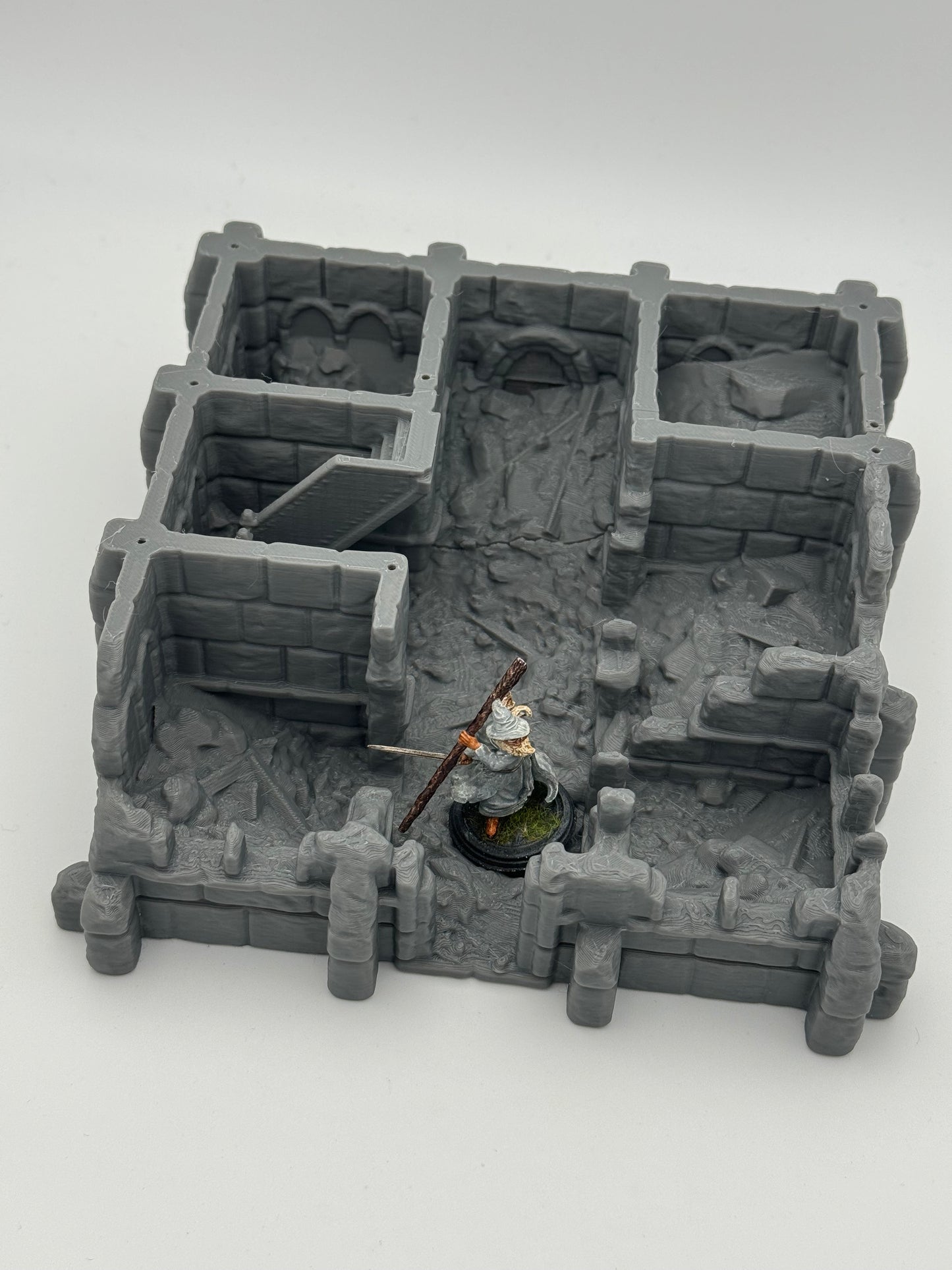 Photo de produit Tabletop 28mm The Printing Goes Ever On (TPGEO) 0 : Ruines d'entrepôt Ivory City - Bâtiment du Royaume de Gonthan - Terrain Tabletop d'entrepôt