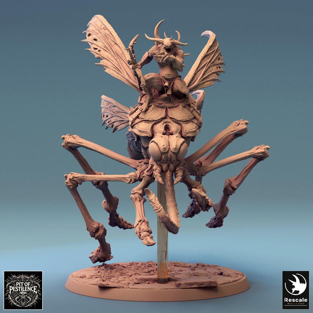Photo de produit Tabletop 28mm Lord of the Print (LotP) 0 : Miniature de Tabletop : Cavalier démoniaque sur bête insecte, démon volant avec faucille, seigneur des essaims insectes, boss porteur de peste (24_08_E3)