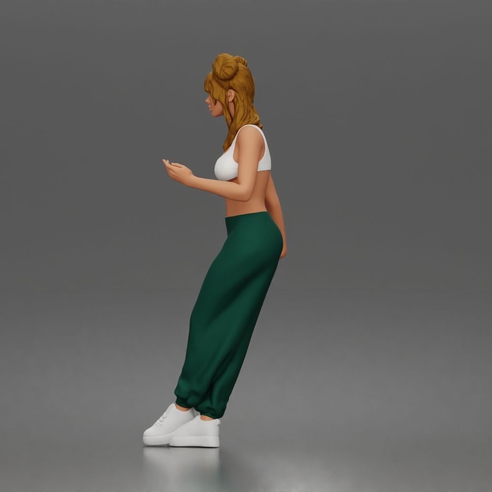 Photo produit de modélisme pour diorama 3 : figurine debout : femme en maillot de bain à épaules dénudées (a198)