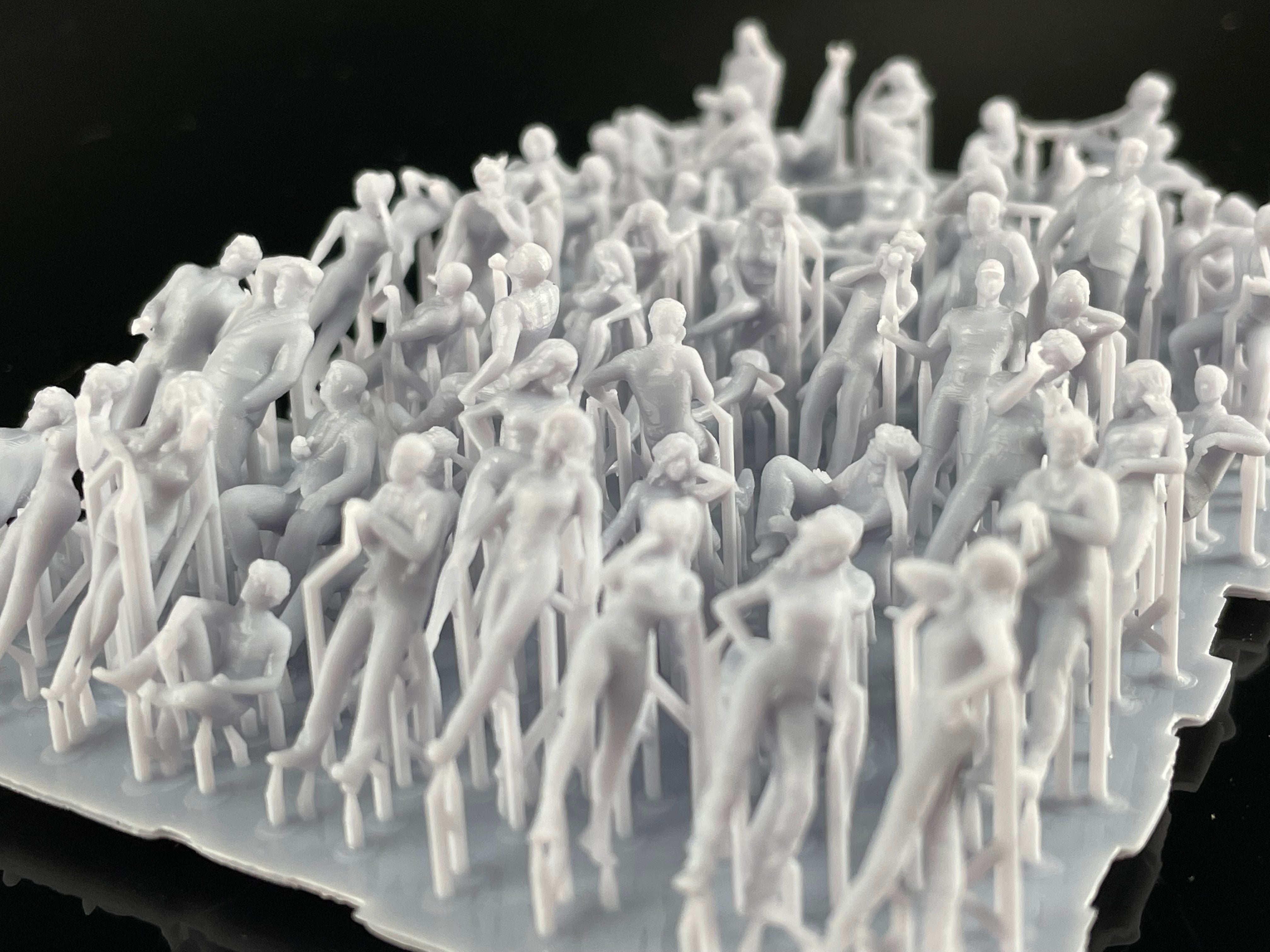 Figurines non peintes H0 - NOCH - 72 figurines - À partir de 15 ans Figurines non peintes H0 - NOCH - 72 figurines - À partir de 15 ans