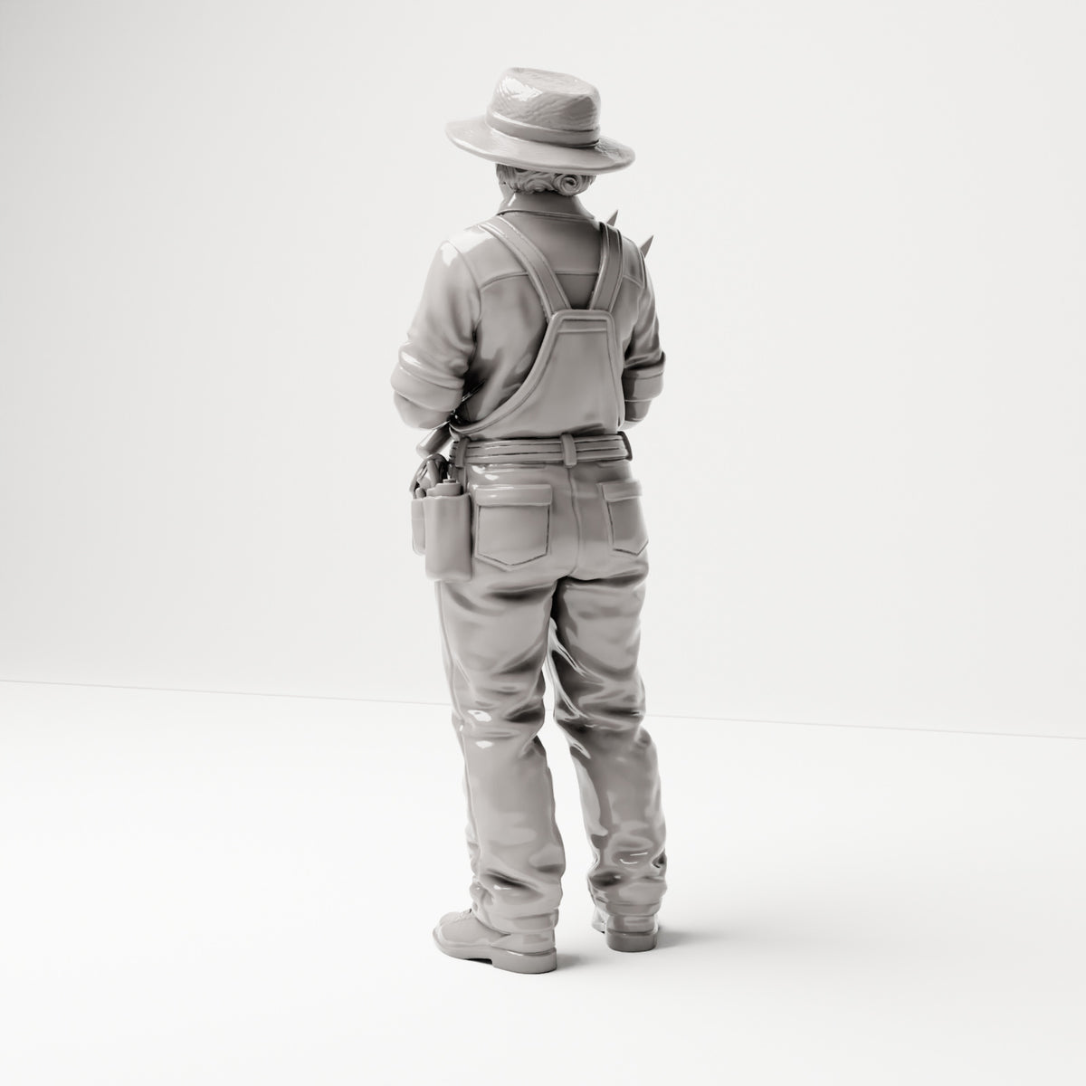 Stehende Figur: Gärtnerin mit Latzhose, Hut & Heckenschere (B004) - Rueckansicht