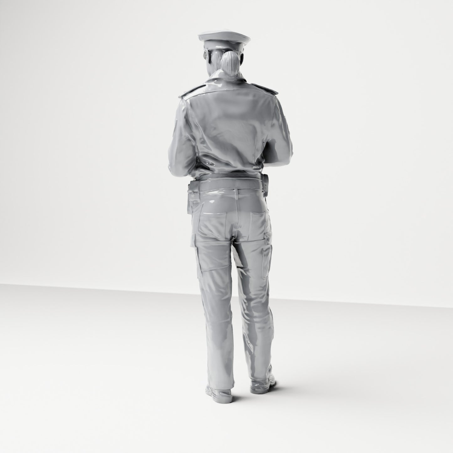 Diorama modélisme photo de produit 2 : Figurine debout : Policier allemand avec casquette de service et appareil à main (B017)