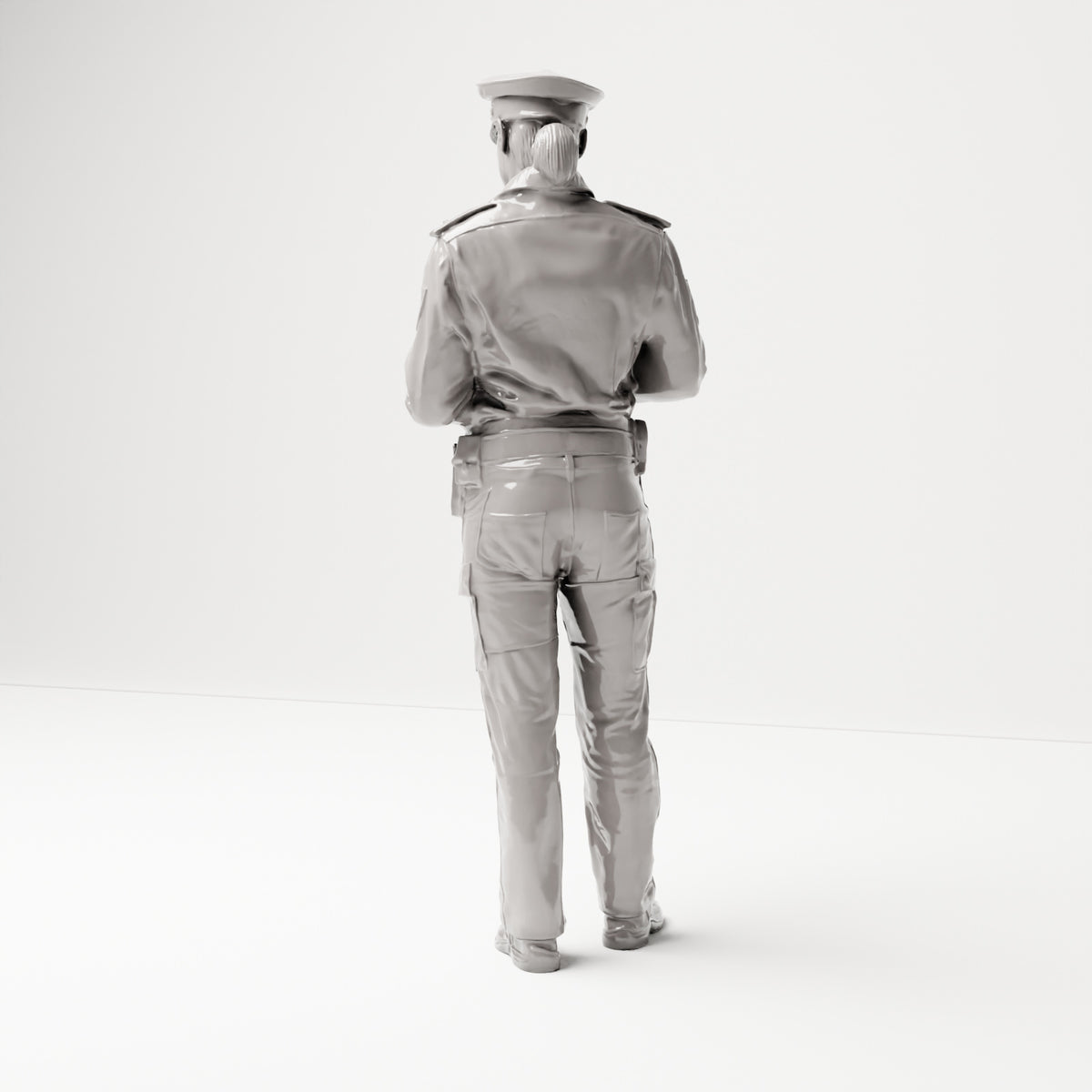 Stehende Figur: Deutscher Polizist mit Dienstmütze und Handgerät (B017) - Rueckansicht
