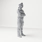 Diorama modélisme photo produit 3 : Figurine debout : Policier avec casquette de service et bras croisés (B021)