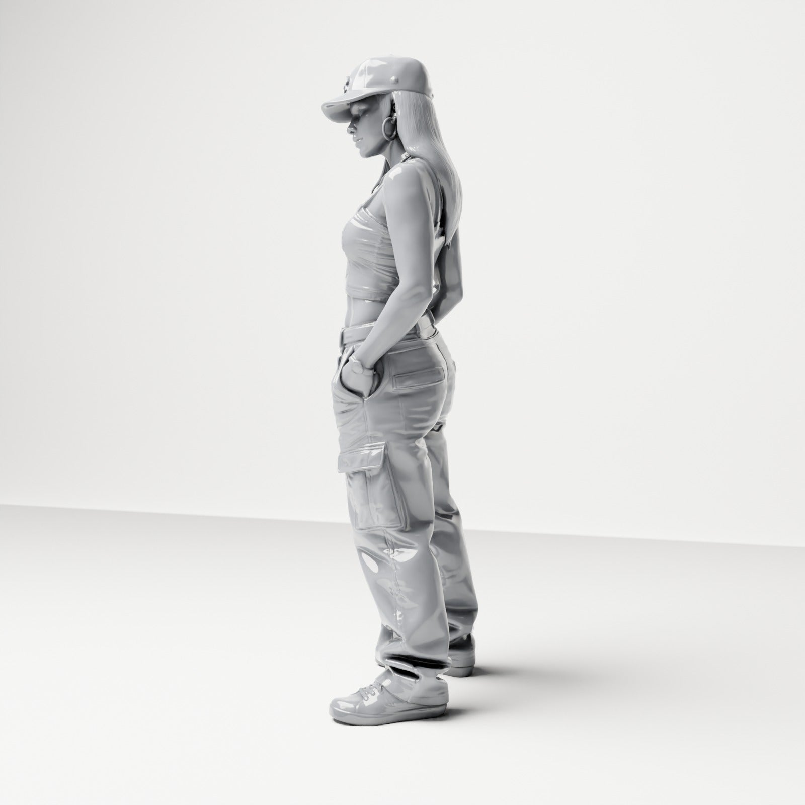 Diorama modélisme photo de produit 1 : Figurine debout : Femme avec casquette, top court et pantalon cargo, mains dans les poches. (B031)