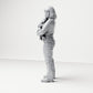 Photo produit de modélisme de diorama 1 : figurine debout : mère avec bébé dans les bras (B047)