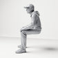 Photo produit de modélisme de diorama 1 : figurine assise : homme avec casquette et sweat à capuche (B070)