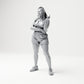 Diorama Modellbau Produktfoto 0: Stehende Figur: Frau mit Zöpfen, kurzem Oberteil, Shorts & Turnschuhen (B075)