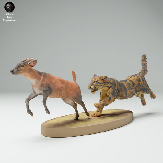 Produktfoto Tier Figur Diorama, Modellbau: 0: Dschungel Tier Figur: Nebelparder jagt Muntjak-Hirsch (Ref 25_02_08)