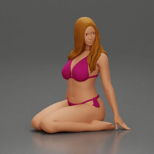 Diorama modélisme photo produit 0 : Figurine miniature femme en bikini, assise sur une base plate - Diorama de plage (Ref Nr. A83)