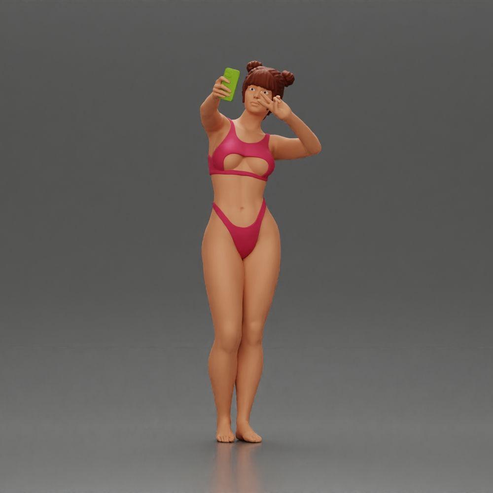 Diorama modélisme photo produit 0 : Miniature diorama : Femme en bikini prenant un selfie à la plage, figurine debout (Ref Nr. A69)