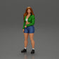 Diorama modélisme photo produit 0 : Figurine miniature : Fille sportive debout avec veste courte, shorts et baskets (Ref Nr. A74)