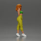 Diorama modélisme photo de produit 1 : Figurine miniature : Femme debout avec des cheveux bouclés en tenue verte, en pose (Ref Nr. A130)