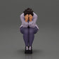 Diorama modélisme photo de produit 1 : figurine miniature : fille triste avec des manches bouffantes, assise, visage dans les mains (Ref Nr. A88)