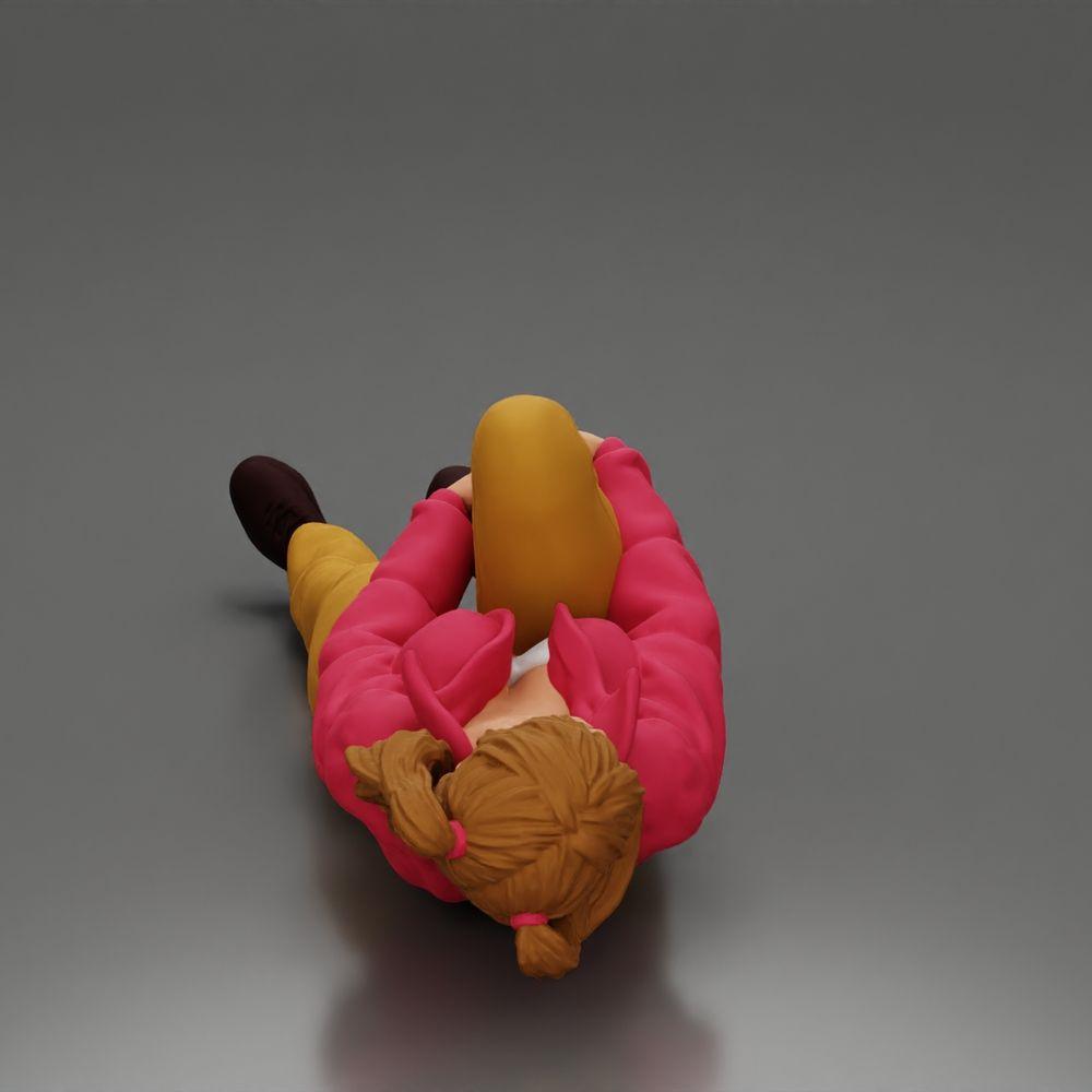 Diorama modélisme photo produit 2 : Femme allongée avec mini-veste tenant un genou blessé - Miniature diorama (Ref Nr. A87)