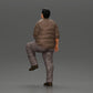 Diorama modélisme photo produit 3 : figurine miniature : homme asiatique corpulent, regardant vers le haut, en chemise, pied sur une marche (Ref Nr. A101)