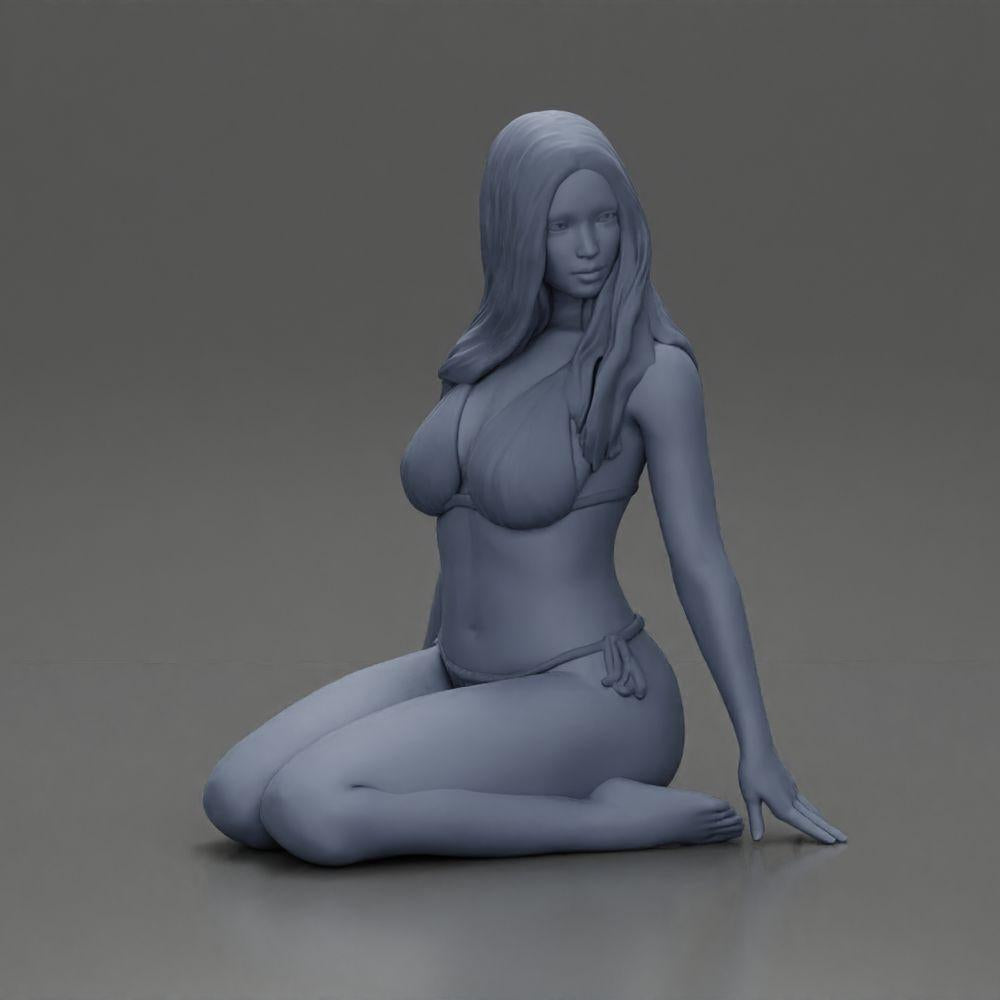 Diorama modélisme photo produit 6 : Figurine miniature femme à genoux en bikini, assise sur une base plate - Diorama de plage (Ref Nr. A83)
