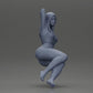 Diorama modélisme photo de produit 7 : Figurine : Femme en leggings, assise sur un canapé de côté, bras derrière la tête (Ref Nr. A68)