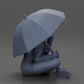 Diorama Modélisme Photo de produit 7 : Miniature diorama : Femme assise en veste et short avec un parapluie ouvert (Ref Nr. A85)