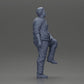 Diorama modélisme photo de produit 7 : Figurine : homme asiatique corpulent, regardant vers le haut, en chemise, pied sur une marche (Ref Nr. A101)