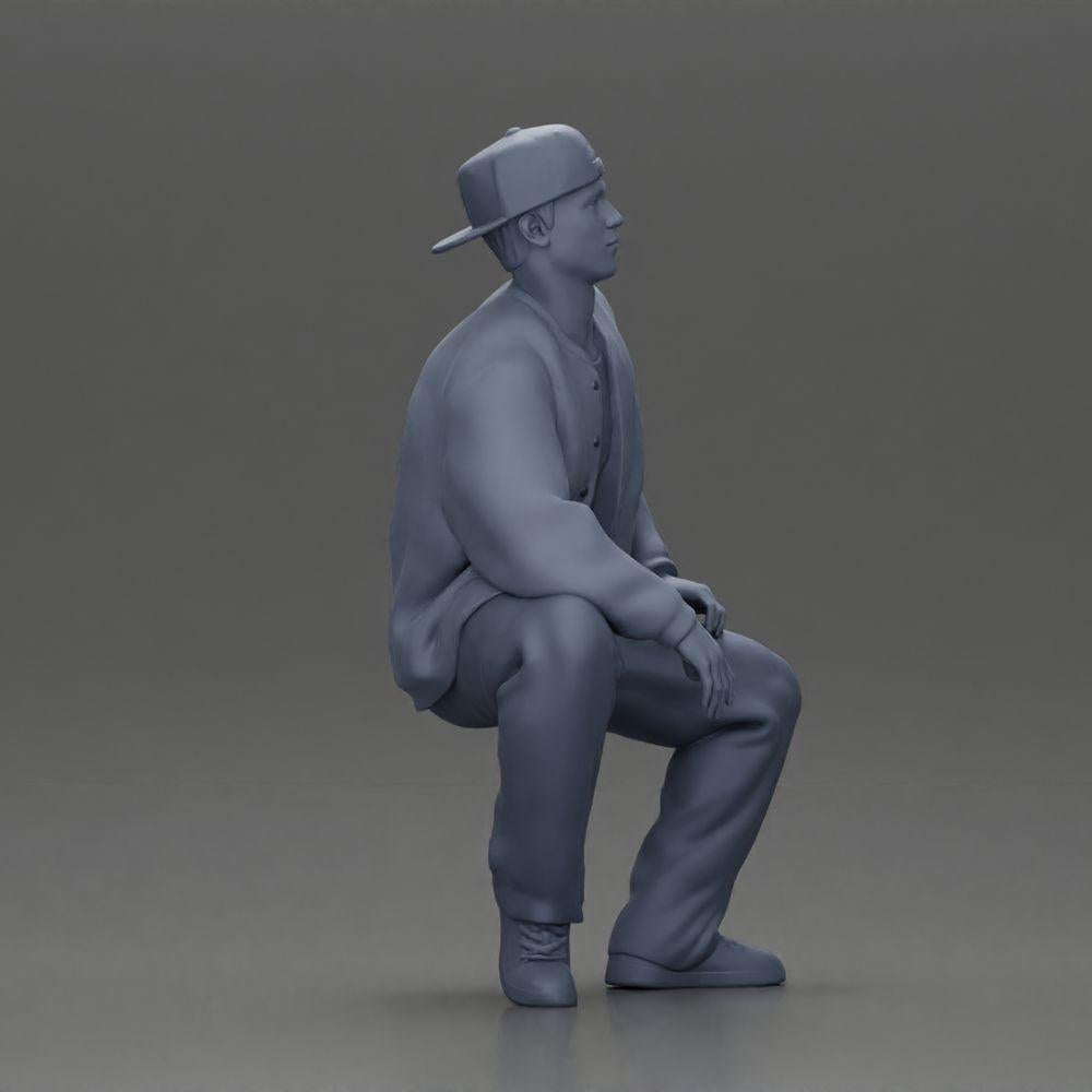 Diorama modélisme photo produit 7 : Figurine diorama : Homme hip-hop assis avec veste, casquette et baskets (Ref Nr. A62)