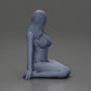Diorama modélisme photo produit 8 : Figurine miniature femme en bikini, assise sur une base plate - Diorama de plage (Ref Nr. A83)
