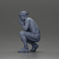 Diorama Modélisme Photo de produit 11 : Miniature de diorama : Homme pensif assis avec une casquette, un short et des baskets (Ref Nr. A77)