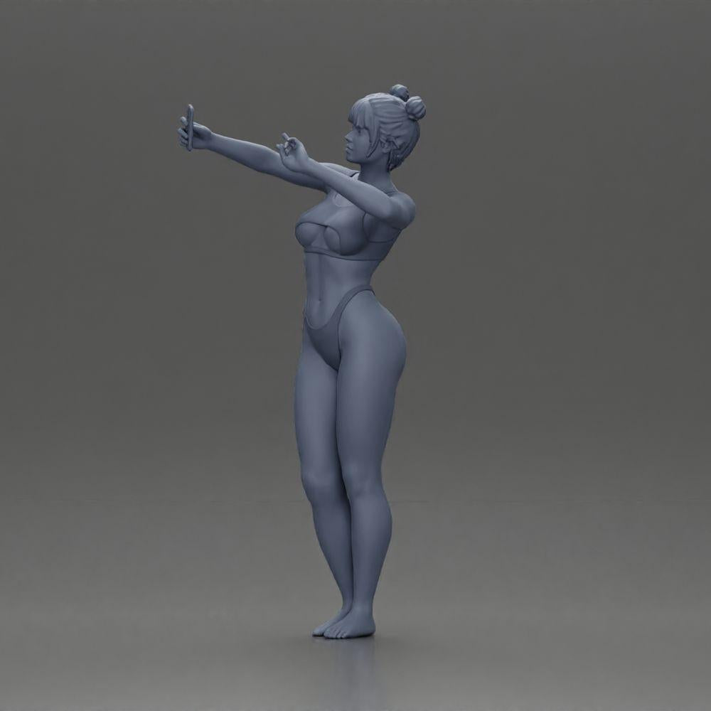 Diorama Modélisme Photo produit 11 : Miniature diorama : Femme en bikini prenant un selfie à la plage, figurine debout (Ref Nr. A69)