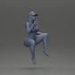 Diorama modélisme photo produit 6 : Figurine diorama : Miniature féminine assise, haut bleu et shorts, casquette, pieds nus - pose détendue (Ref Nr. A133)