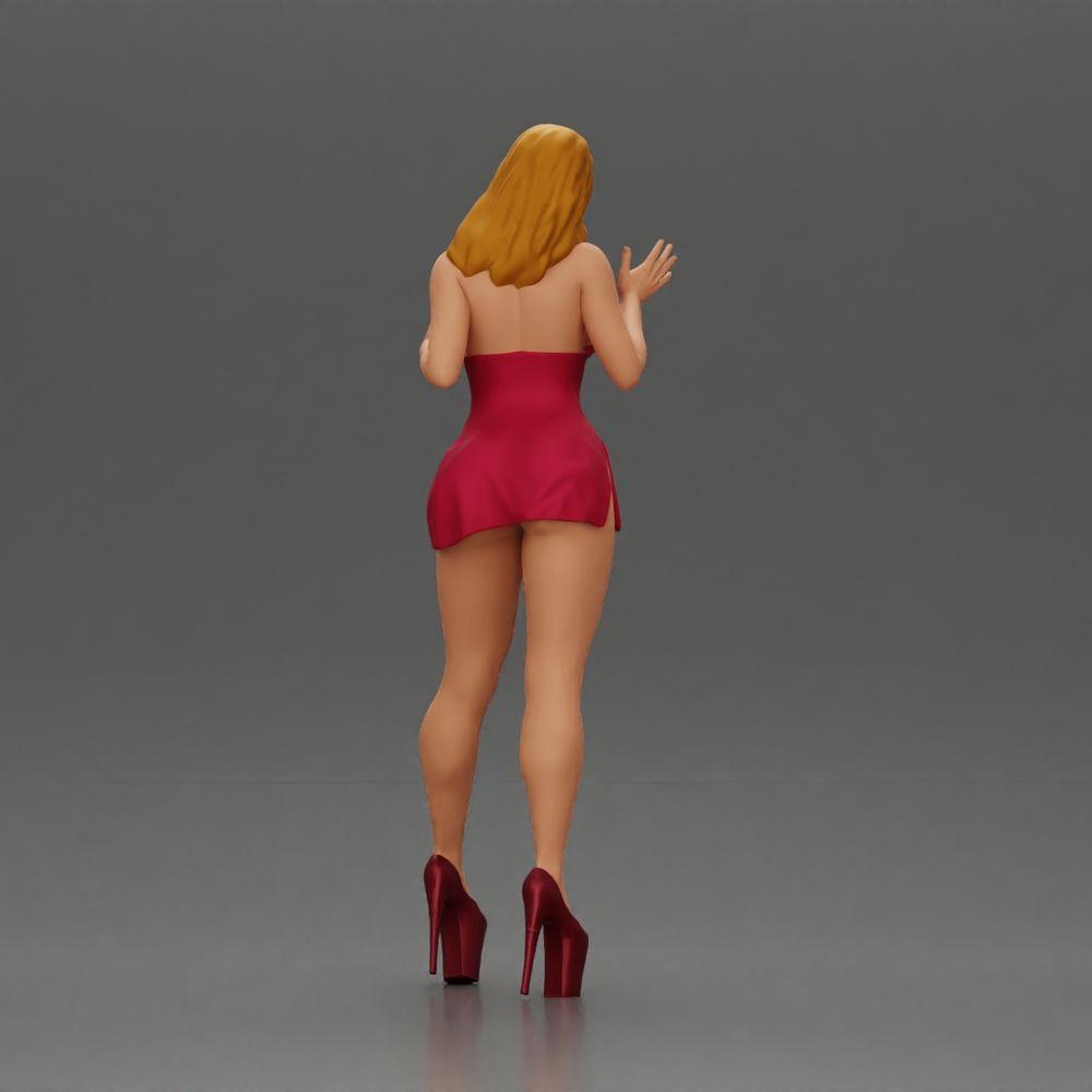 Diorama Modélisme Photo Produit 2 : Figurine Femme de Diorama : Femme élégante debout en robe rouge avec des chaussures à plateforme (Ref Nr. A134)