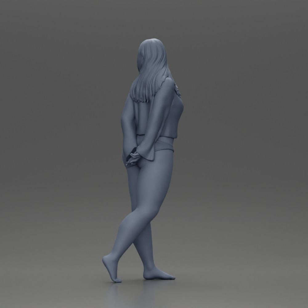 Diorama modélisme photo produit 10 : Figurine miniature féminine pour diorama, bikini et t-shirt à manches longues, mains derrière (Ref Nr. A53)
