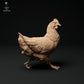 Photo de produit Figurine d'animal Diorama, modélisme : 0 : Figurines d'animaux de ferme : 3 poules - en train de manger, assises et courant