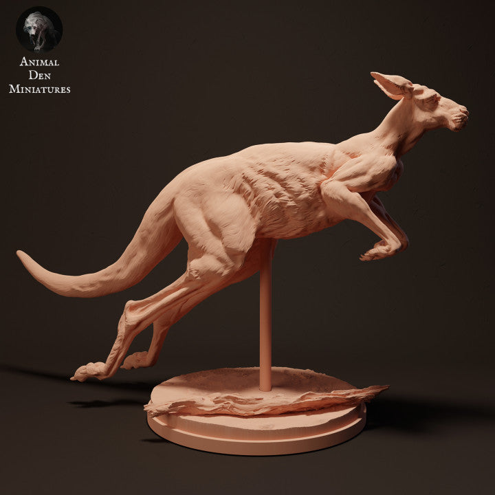 Photo produit figurine animale Animal Den Miniatures 1 : figurine d’animal sauvage : kangourou roux géant Jack - sautant (23_04_04)
