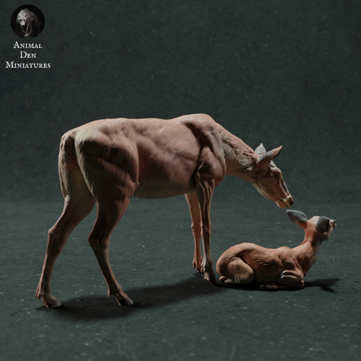 Produktfoto Tierfigur Animal Den Miniatures 1: Wildtier Tierfigur: Rothirschkuh mit Kalb (22_11_10)