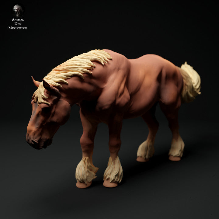 Photo du produit Figurine d'animal Diorama, modélisme : 0 : Figurine d'animal de ferme : cheval en train de manger - Suffolk Punch