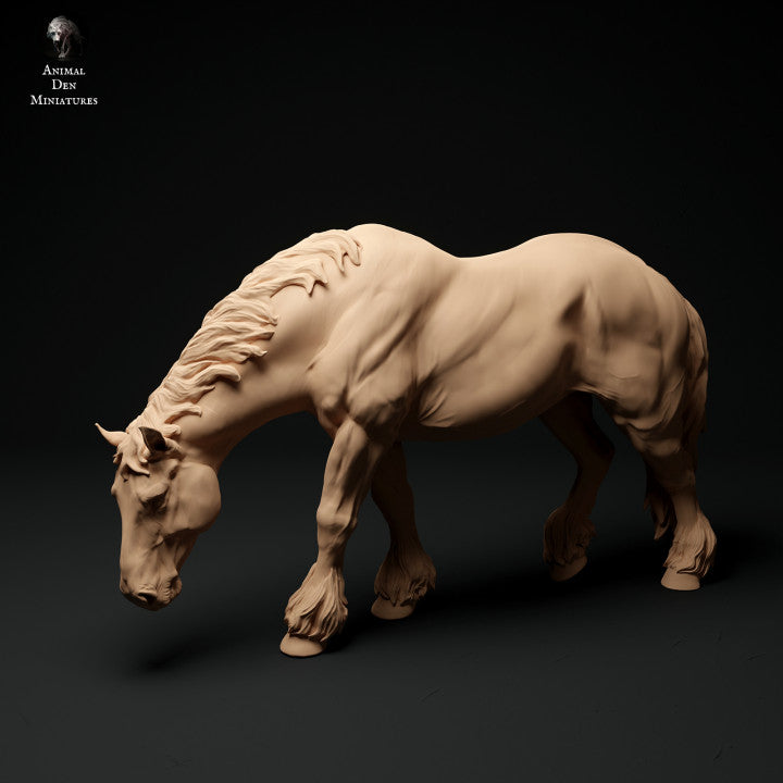Photo du produit Figurine d'animal Diorama, Modélisme : 0 : Figurine d'animal de ferme : cheval paissant, jument - Suffolk Punch