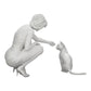 Photo de produit de modélisme diorama 0 : Jolie fille à genoux à côté de son chat (Réf n° A21)