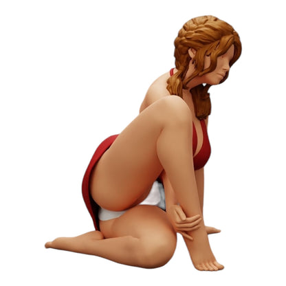 Photo de produit de modélisme diorama 0 : Femme attrayante assise en position accroupie (Réf n° A34)