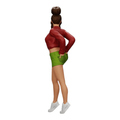 Diorama modélisme photo produit 0 : Fille sexy en shorts et mini-shirt ouvert avec les mains dans la poche arrière (Réf n° A38)