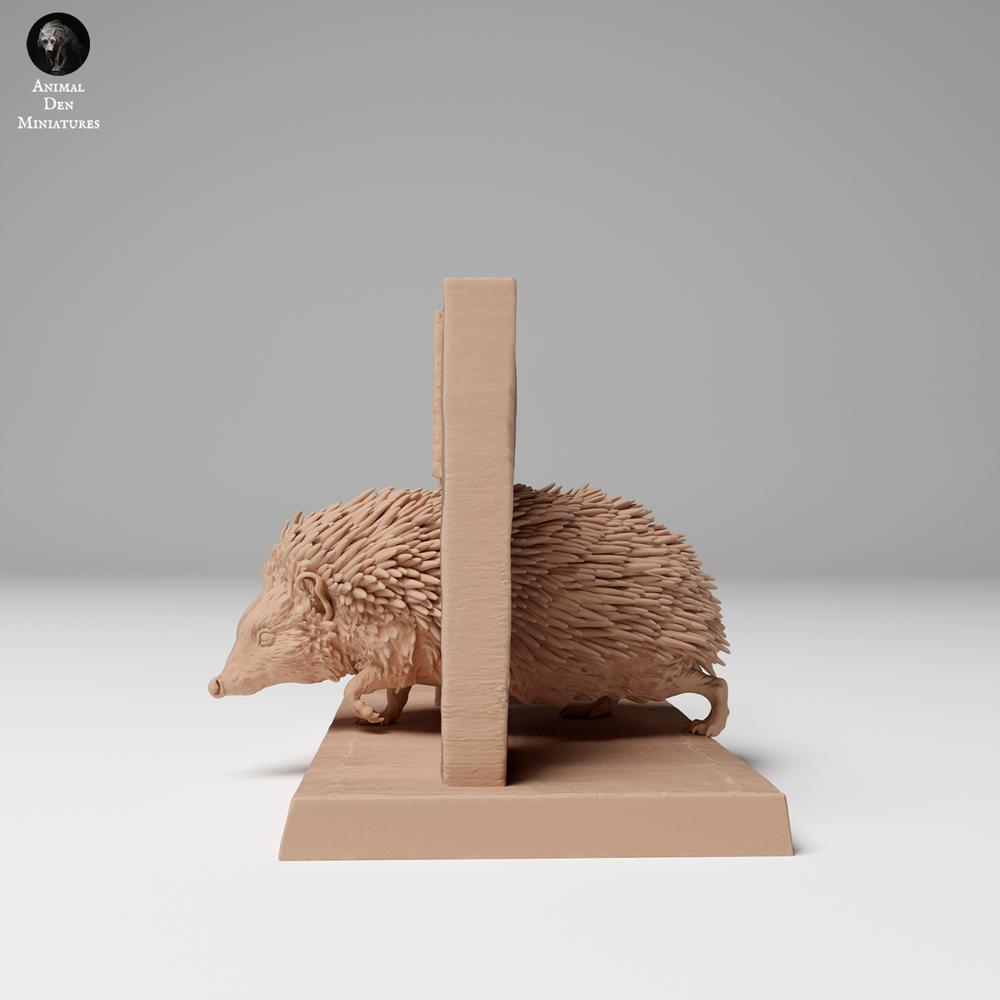 Photo du produit 0 : figurine d’animal sauvage : hérisson d’Europe - traverse une clôture (24_11_06)