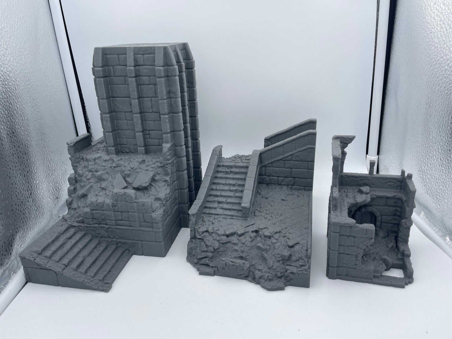 Produktfoto Tabletop 28mm The Printing Goes Ever On (TPGEO)  0: Ruine mittelalterlicher Turm - Überreste militärisches Gebäude - Zerstörter Außenposten