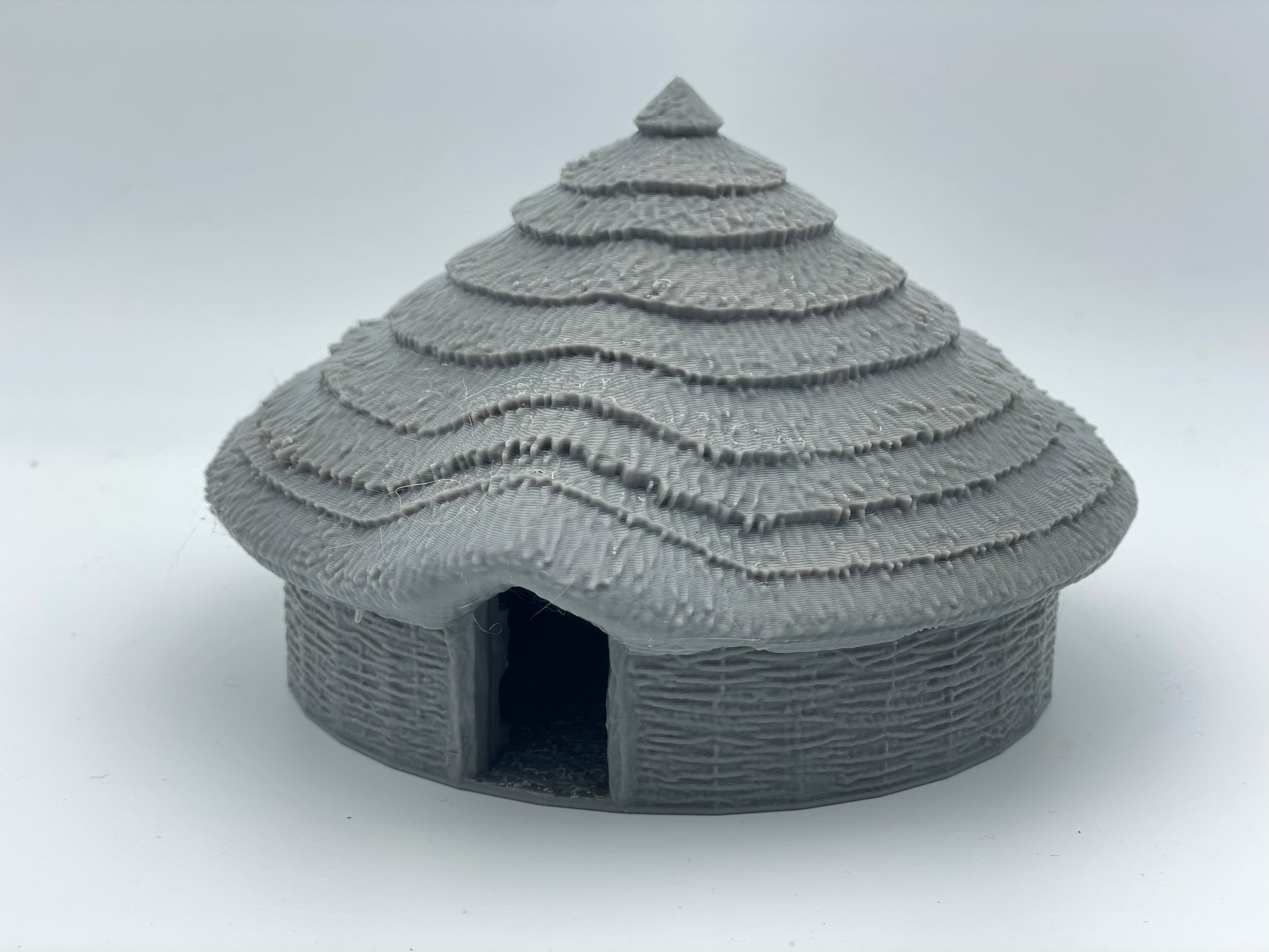 Photo produit Tabletop 28mm The Printing Goes Ever On (TPGEO) 0 : Hutte des autochtones B - Habitation primitive avec toit de chaume - Maison des indigènes